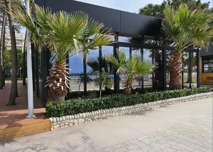 Yulia Apartment Golem (Tirana)