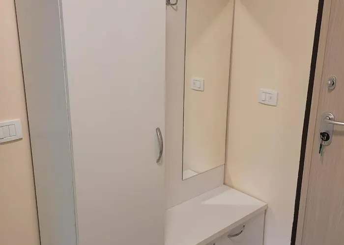 Yulia * Golem (Tirana)